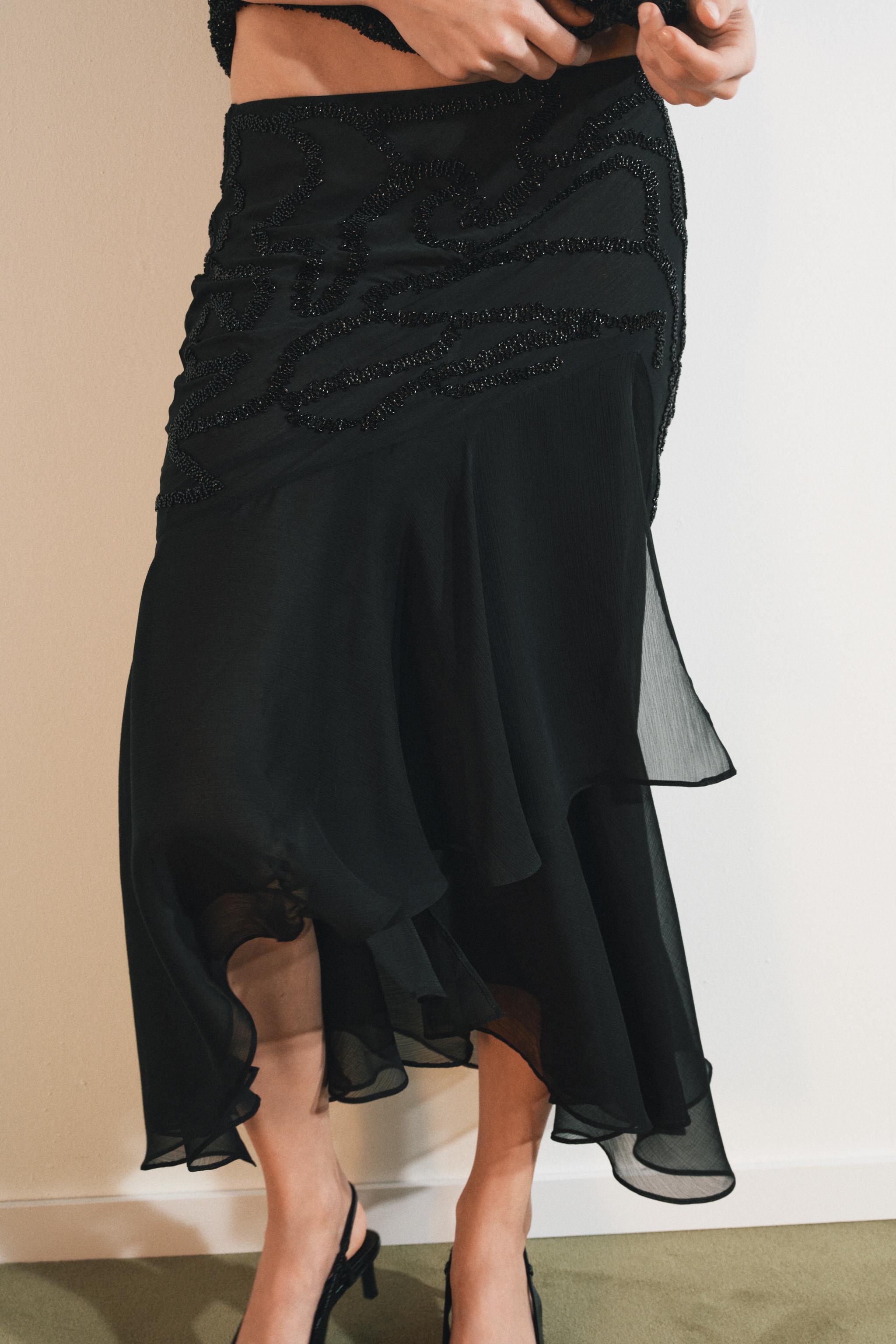 RUFFLED BEADED MIDI SKIRT